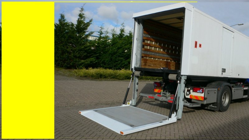 Ligthart afzetcontainer met laadlift.............