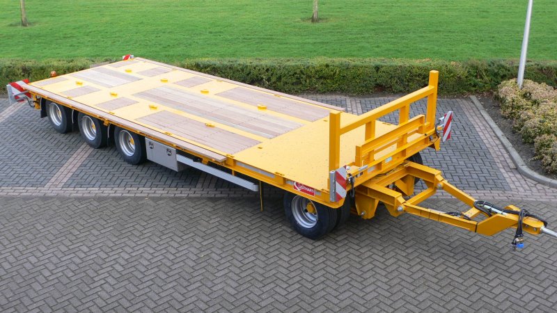 Nieuwe Ligthart aanhangwagen....................