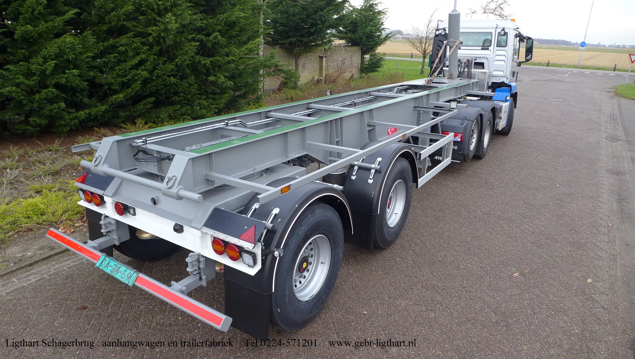 Ligthart Schagerbrug aanhangwagen en trailer fabriek...........
