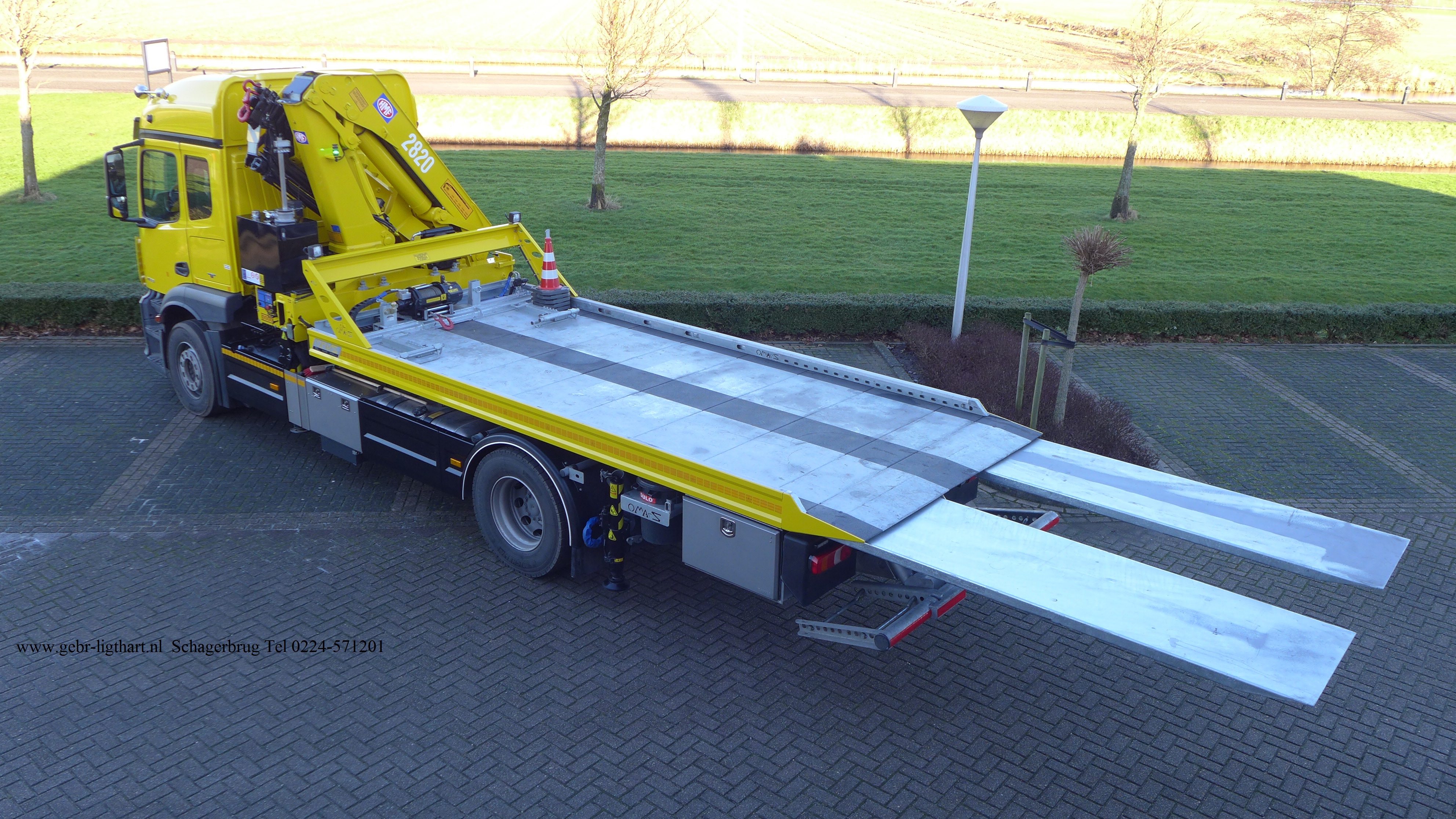 Nieuw bergings voertuig.............. 