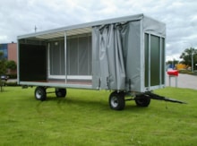 Landbouwwagen met opbouw.