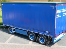 Schuifzeilaanhangwagen